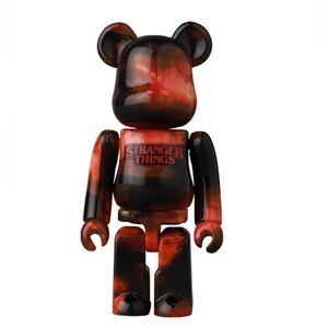 Bearbrick series 44 Netflix stranger things 100%